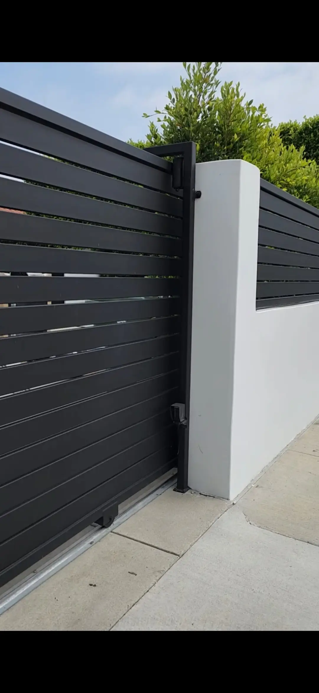 Automatic Gates Los Angeles | Installation & Repair | Iron Custom 8 Gate motor detail Los Angeles