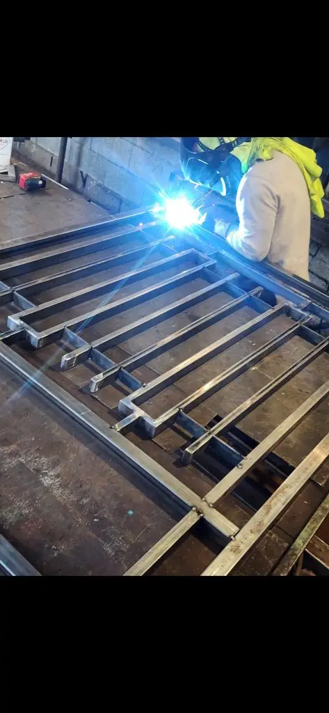 Old Railings, New Safety Standards: A Guide for Los Angeles Property Owners 5 iron railings showing the 4 inch opening limitations for Los Angeles safety standards