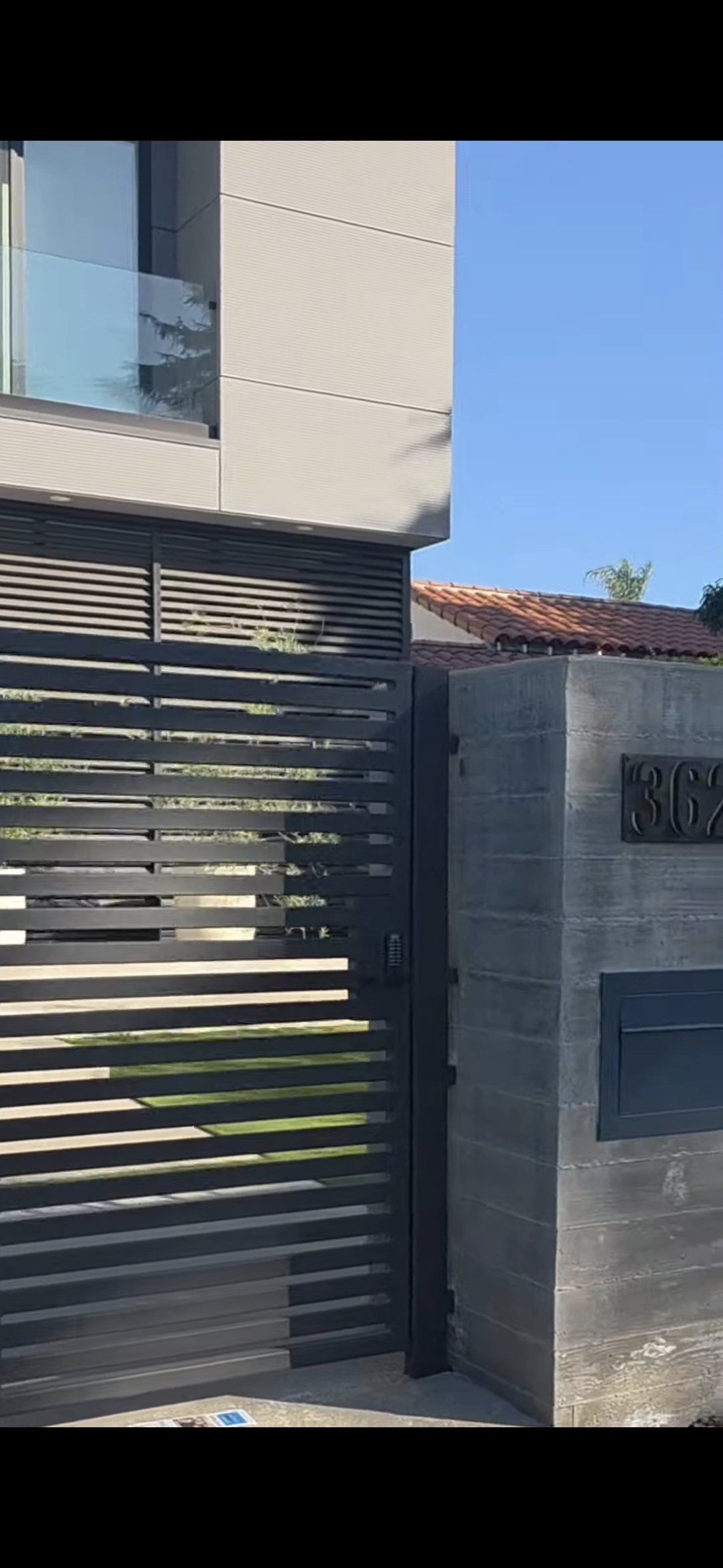 Iron guys Home 3