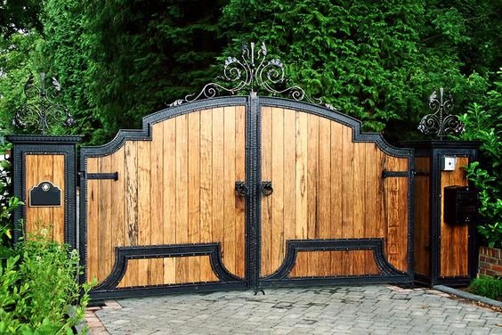 Custom Decorative Ironwork for Manhattan Beach Homes 1 Custom Decorative Ironwork for Manhattan Beach Homes