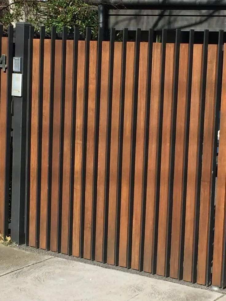 Top Privacy Steel Fence Benefits for Brentwood Homes